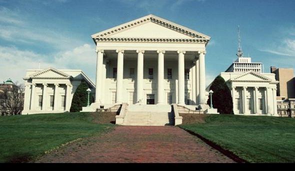 Photo of Virginia's capitol building. 